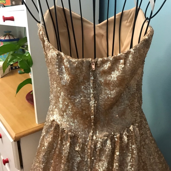 WINDSOR 🚁 New Years Eve Dress - Picture 4 of 8